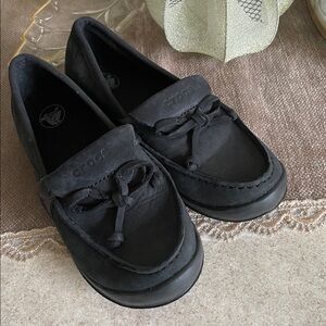 CROCS Black Casual Loafers no signs ever worn